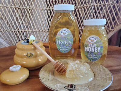 Lora's Apiaries